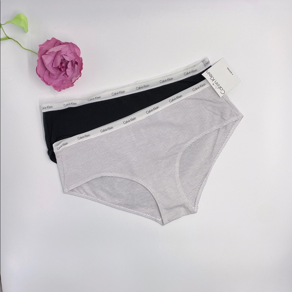 NWT Calvin Klein Signature Cotton Hipster